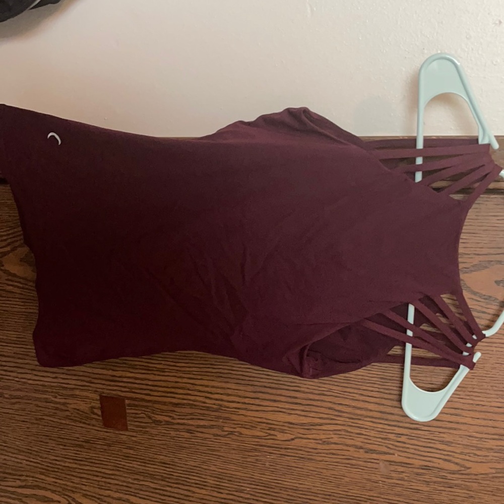 Xs wine shoulder strap tank